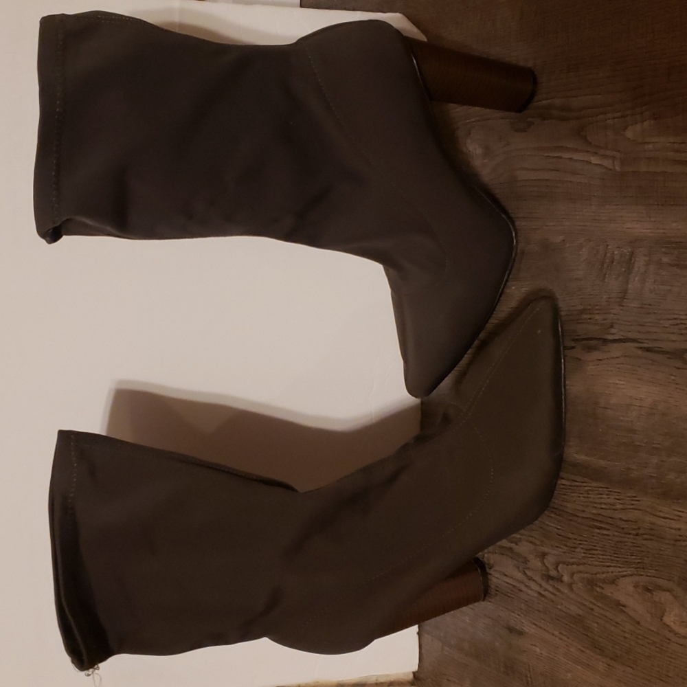 Womens olive green high heel boots stretched 11 original box